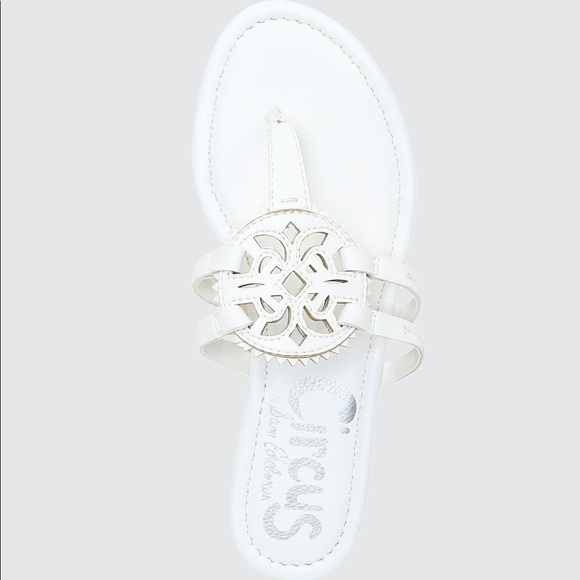 Circus by Sam Edelman White Canyon Thong Sandal - Picture 4 of 9